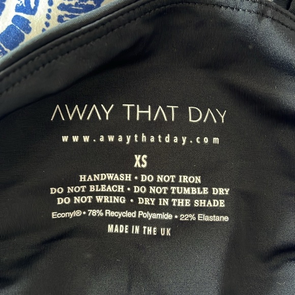 Away That Day- Swimwear (Cannes Top) size Xs, color black, NWOT - Picture 3 of 4